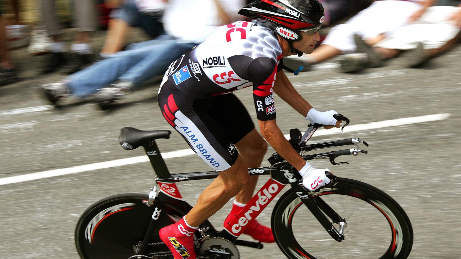 当开拓者遇上东方巨龙，詹姆斯里程碑之夜的双城记