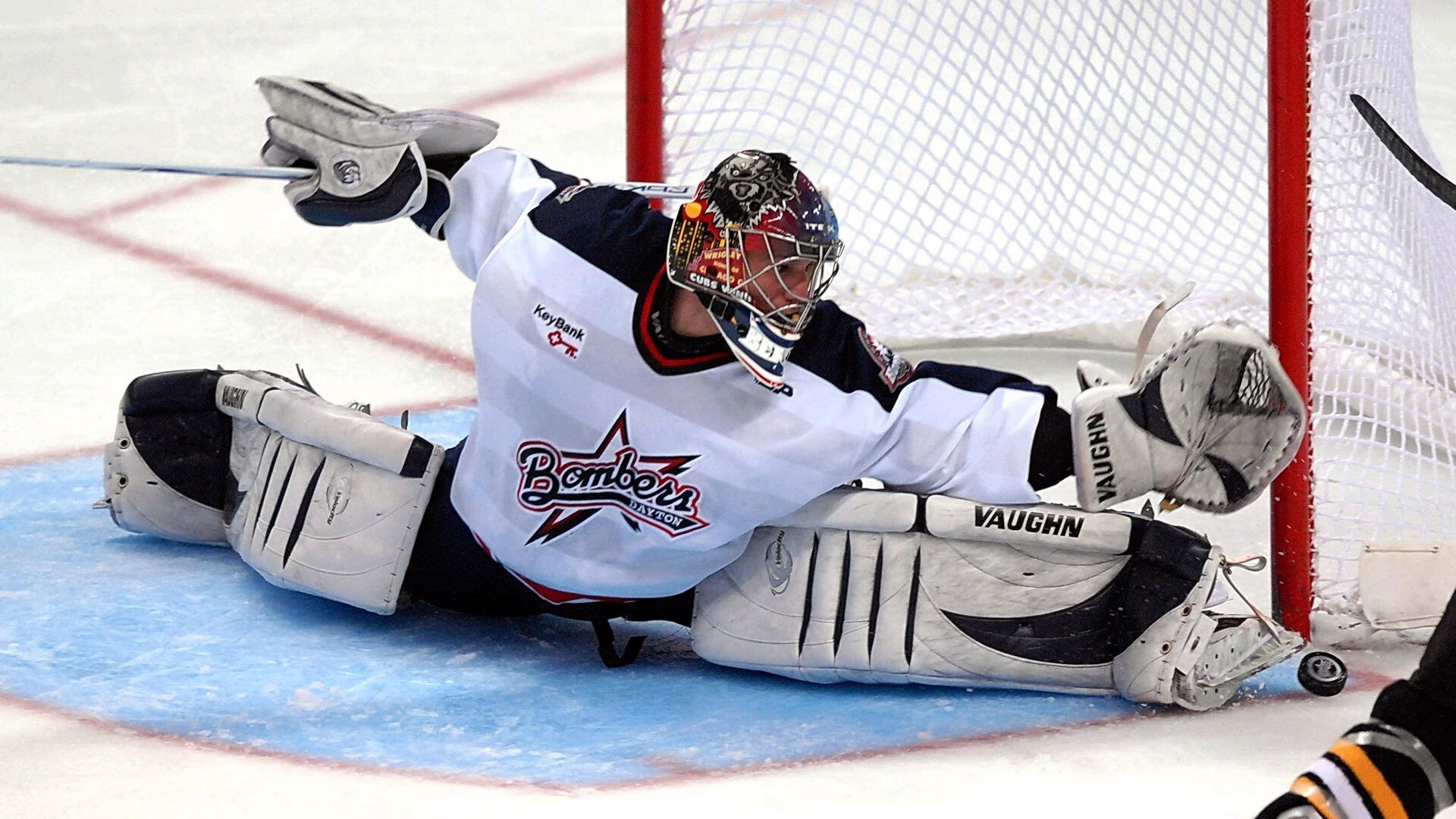 羽坛奇迹夜，法国队绝境翻盘印尼，桃田贤斗展现王者统治力